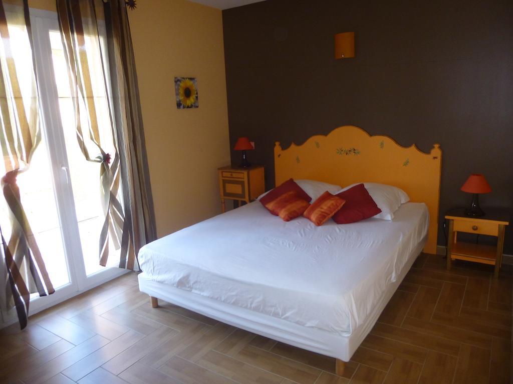 Bed and Breakfast Domaine De Flo Adult A Partir De 16 Ans Saint-Jean-de-la-Blaquiere Номер фото